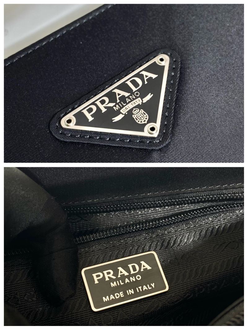 Pra*a tote bags